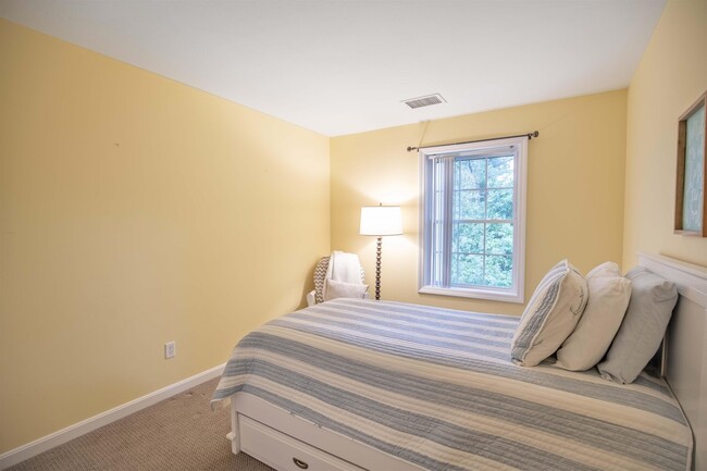 Photo - 65 Fordway Extension Unit B 204