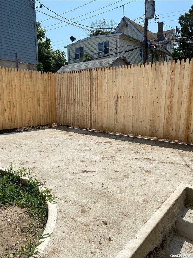 Photo - 122 E Fulton St Unidad lower