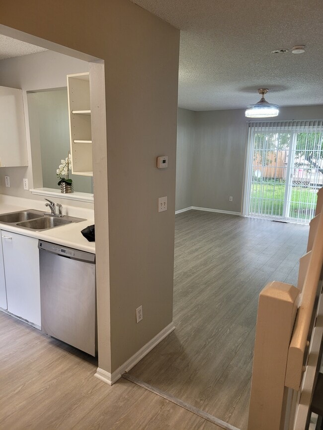 Photo - 1730 Ridgebury Dr Unit Hilliard Common Condominium
