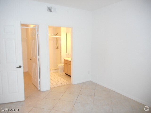 Building Photo - 4665 St Croix Ln Unit 1513 Rental