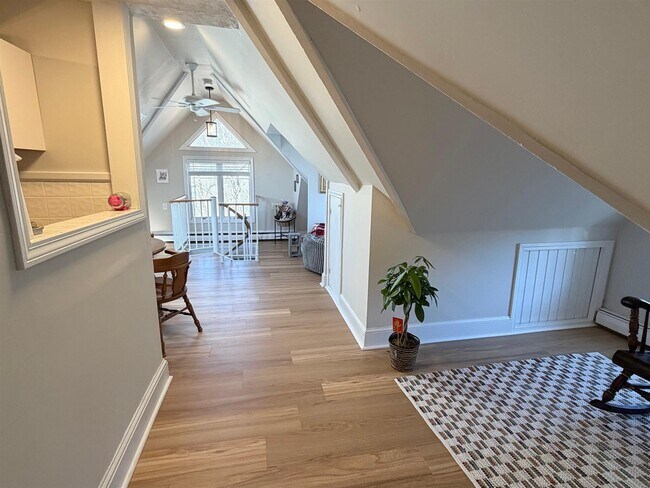 Photo - 72 College Ave Unit 3