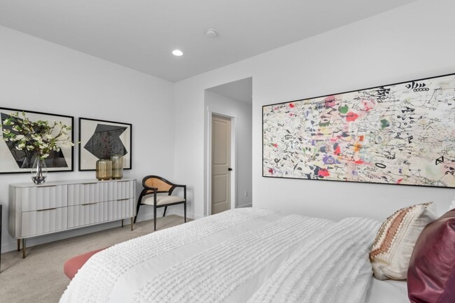 Photo - 4-bed, 3.5-bath Townhome Available early July