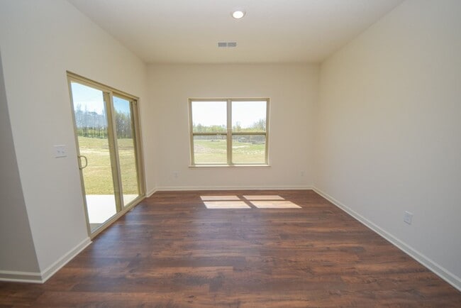 Photo - DR Horton built home in 2021; 4 bed, 2 bath home in Atoka.