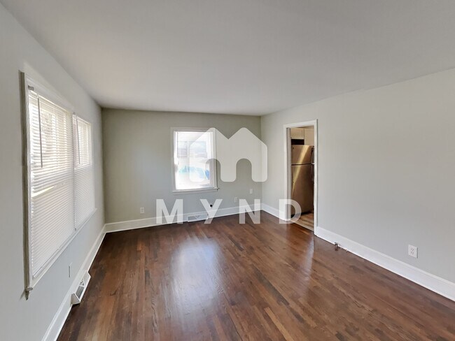 Photo - 4826 Holbrook Dr