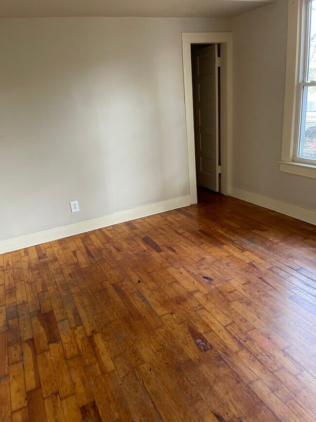 Photo - 326 Sanford St