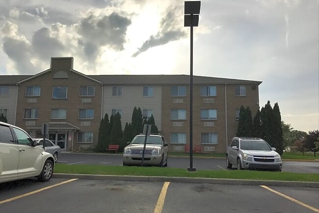 Photo - 5910 Hessen Cassel Rd