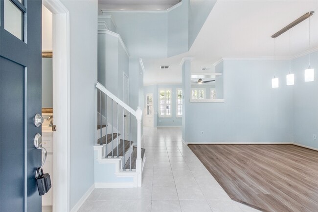 Photo - 77 Sugar Grove Ct