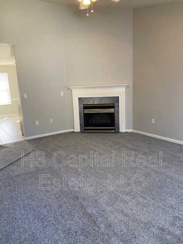 Photo - 631 Donna Dr