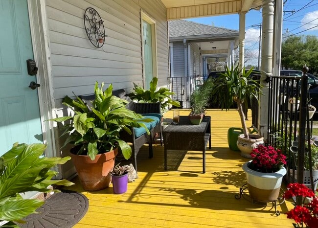 Photo - 844 Lebeau St