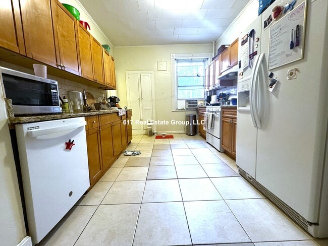 Photo - 18 Euston St Unit 1