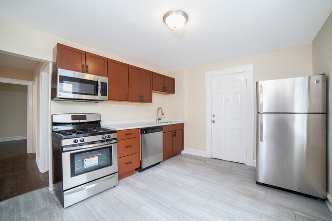 Photo - 3092 S Lyman St Unit 3R