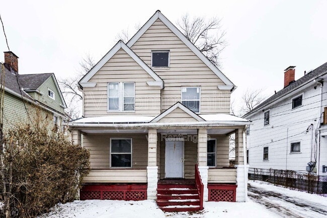 Building Photo - 2142 W 105th St