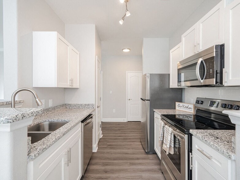 Dishwasher & Garbage Disposal