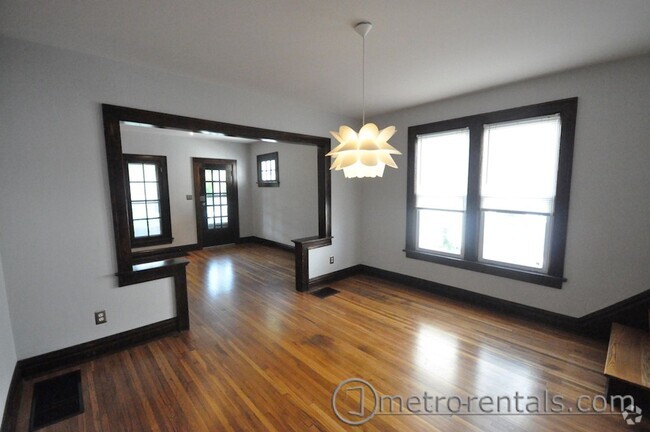 Building Photo - 198-200-200 E Hudson St Unit 198 East Hudson Street Rental