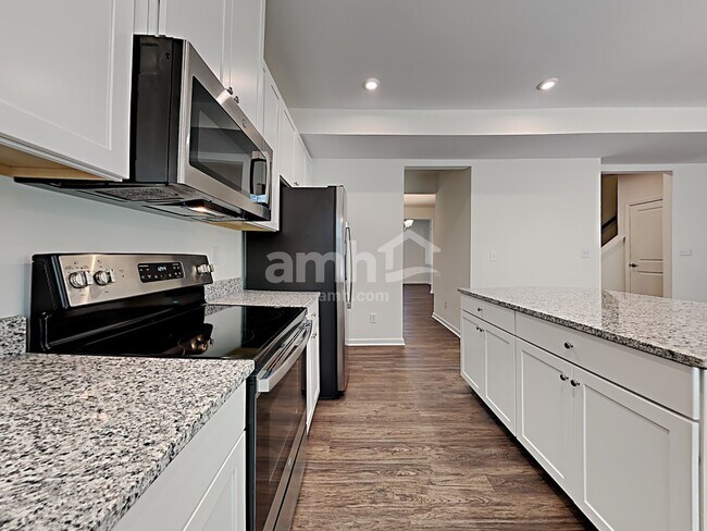 Photo - 5026 Twin River Dr