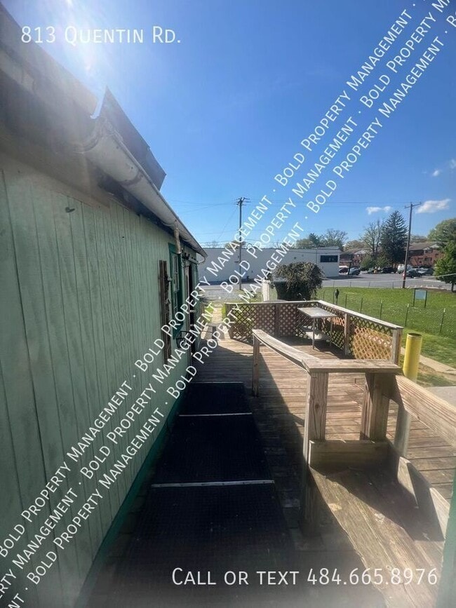 Photo - 813 Quentin Rd