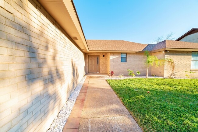 8655 Northridge Loop