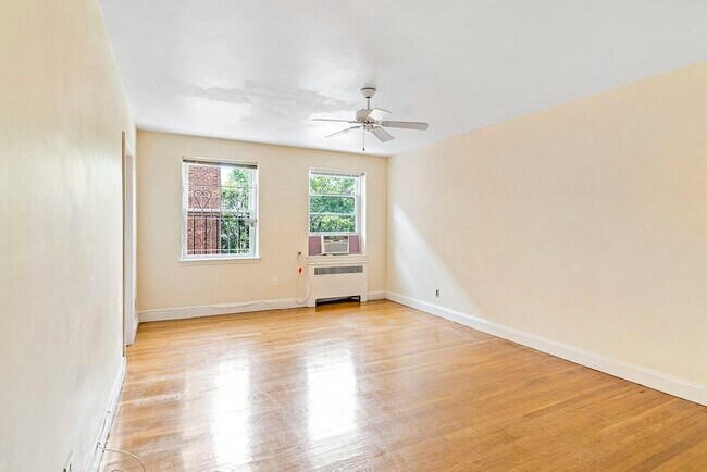 Photo - 395 Broadway Unit R3B