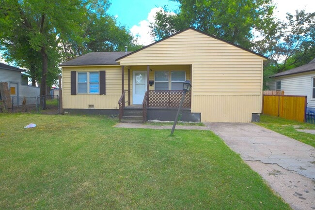 Building Photo - 6268 E Latimer St Rental