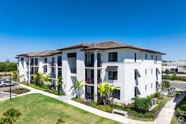 9920 Viñedos Portofino Dr - The Orchard at Portofino Vineyards