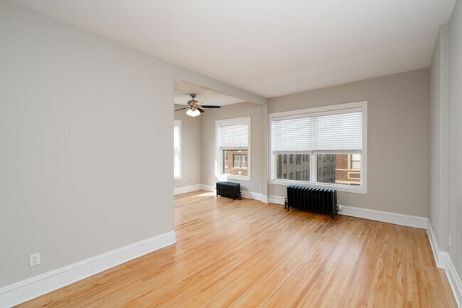 Photo - 225/227/233 Oak Grove St – Oak Grove Downtown