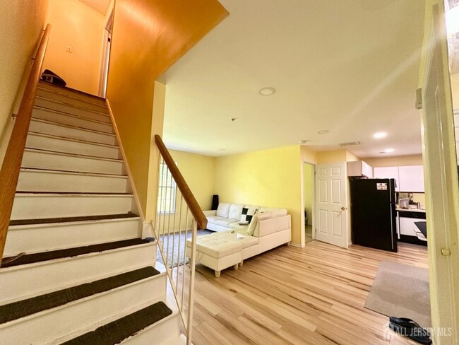 Photo - 263 Prestwick Way