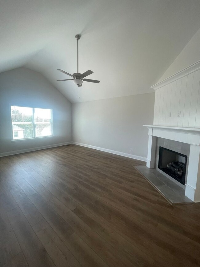 Photo - Ooltewah Rental 3 Bedrooms + Full Finished Basement