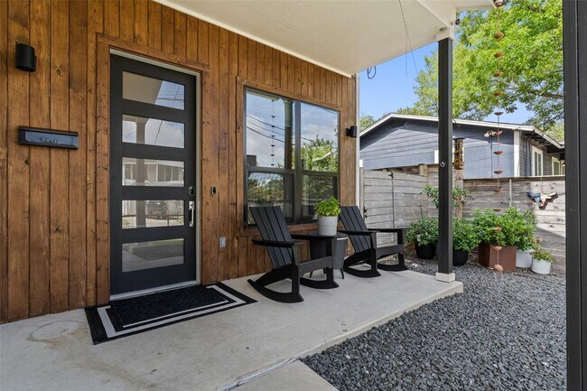 Photo - 2917 E 13th St