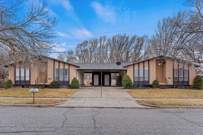 Photo - 813 15th St Townhome