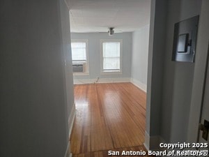 Photo - 1120 W Woodlawn Ave