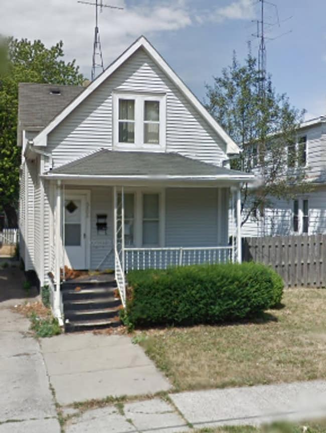 Building Photo - 6806 24th Ave Rental