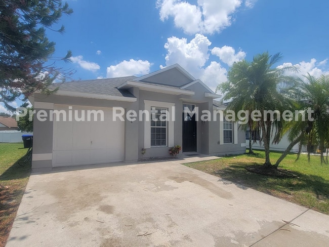 Building Photo - Corner of Curry Ford and Goldenrod 3 bedroom 2 baths and one car garage