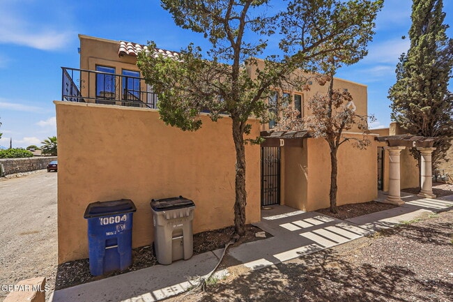 Photo - 10604 Springwood Dr
