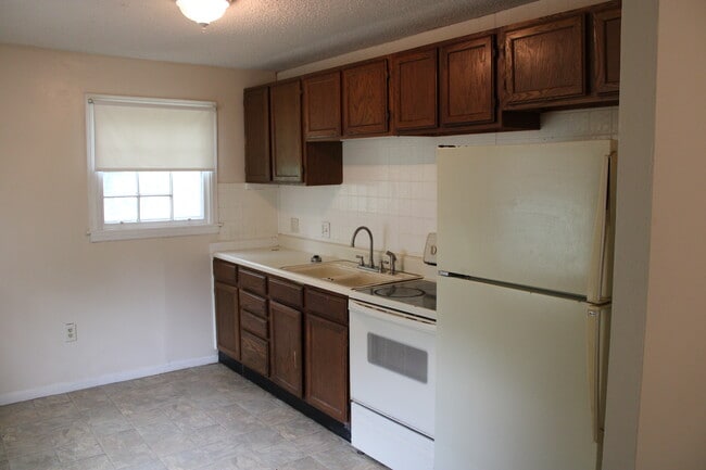 Building Photo - 4407 E Bayley St Rental