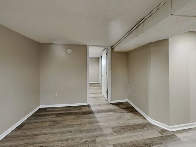 Photo - 3101 Nevada Ave S