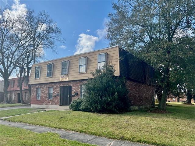 Building Photo - Charming 2-Bedroom Apartment with Water In... Unit Apt 3