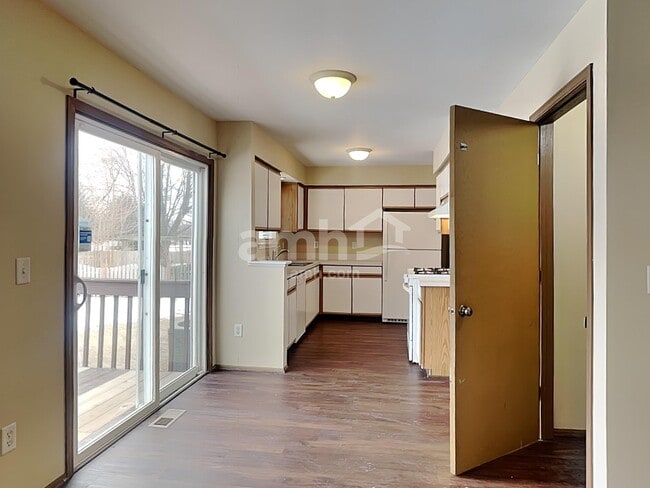 Photo - 21261 W Creston Ct