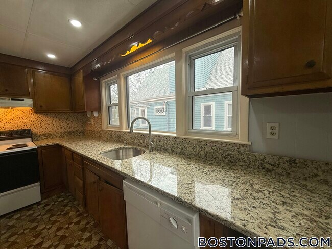 Photo - 95 Kidder Ave Unit 2