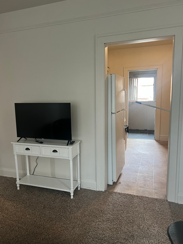 Photo - 508 Dickenson St