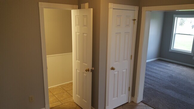 Photo - 118 Kensal Ct