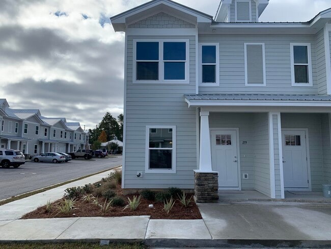 Building Photo - 119 N Sand Palm Rd