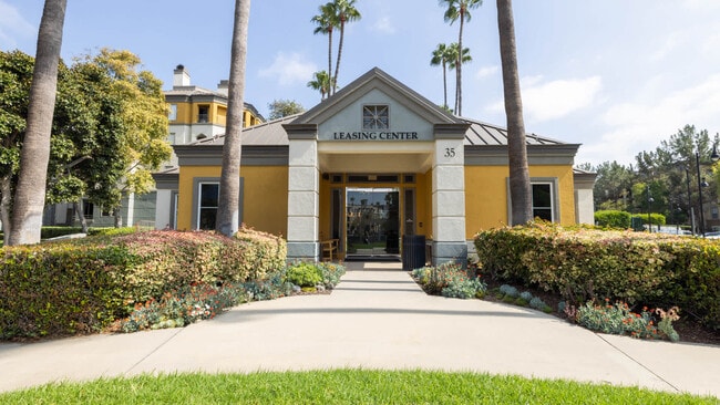Leasing Center