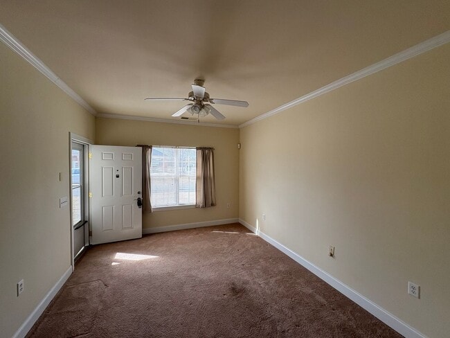 Photo - 1bed, 1bath unit available!
