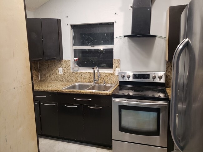 Photo - 829 NW 113th St Unidad A