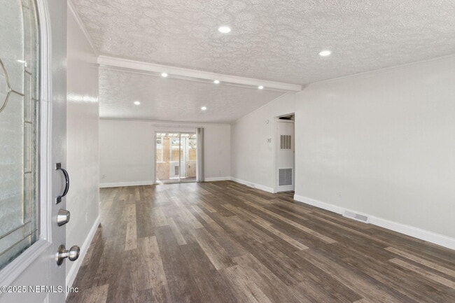 Photo - 97119 Diamond St