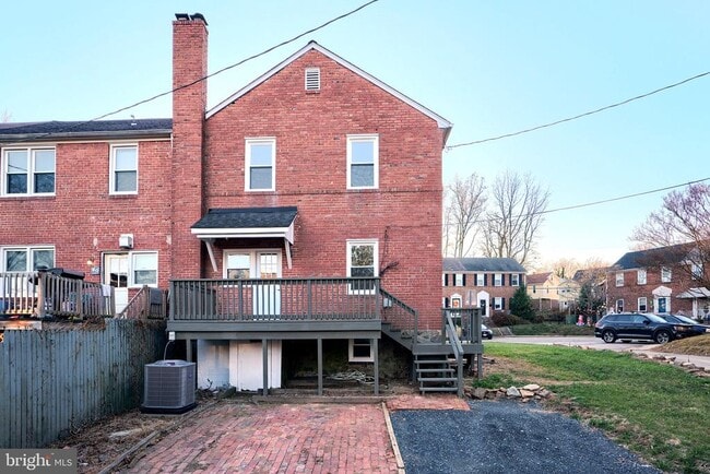 Photo - 51 Briarwood Rd