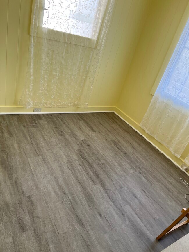 Photo - 1238 Rycroft St