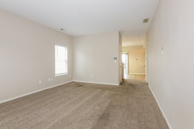 Photo - 4650 Whitview Ln
