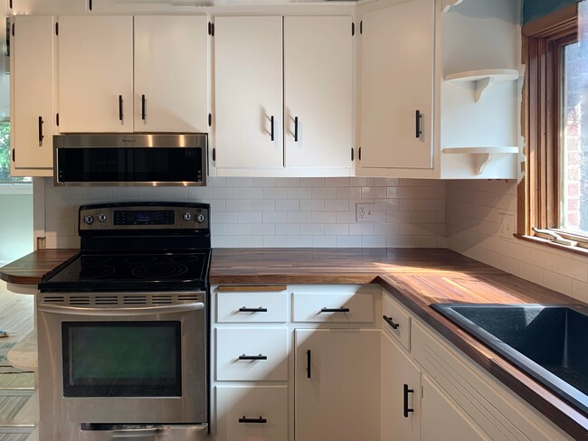 Photo - 2804 N 70th St