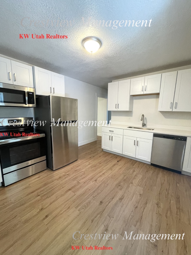 Photo - Lambourne Duplex Unit B